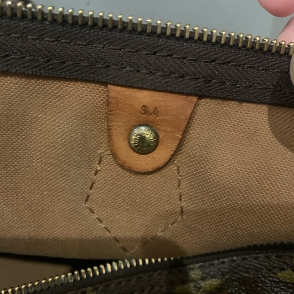 Louis Vuitton Speedy 40 - Picture 5 of 8